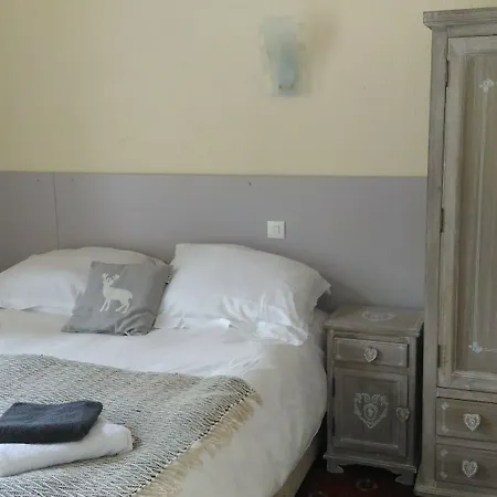 Bed & Breakfast La Tour Pom'pin 2*